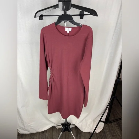 Socialite Side Cutout Red Long Sleeve Dress Size Large NWT - Picture 6 of 11